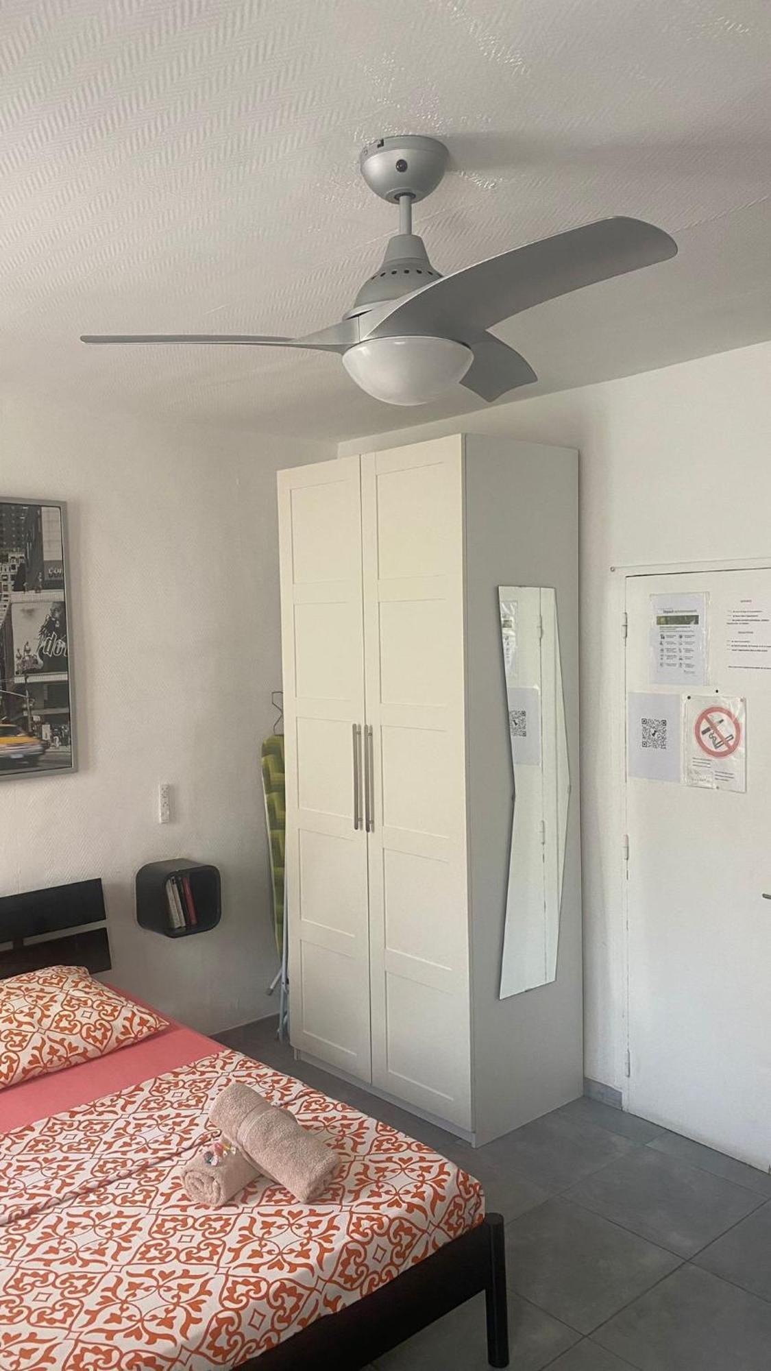 Le Suffren, Ventile ,Wifi, A 100 M De La Plage Toulon Dış mekan fotoğraf